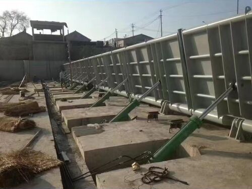 小型翻板闸门（2-6米宽）：农田灌溉准确控水（价格参考案例）案例实景图